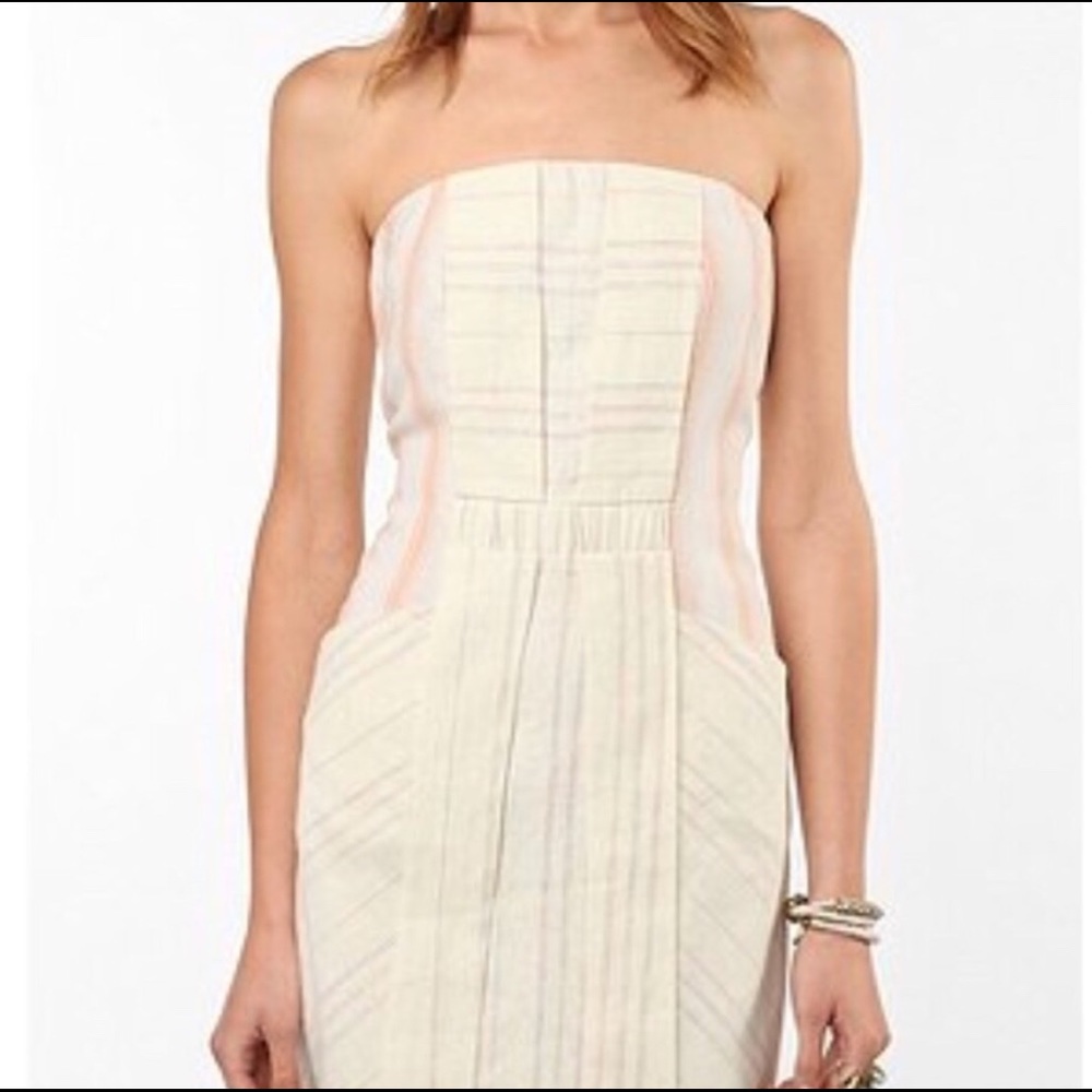 Strapless Dress with pockets 🙌